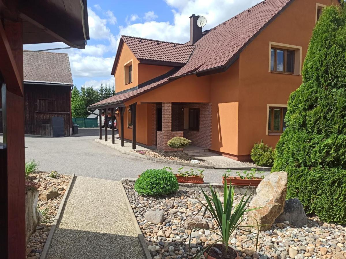 Vesele Apartment