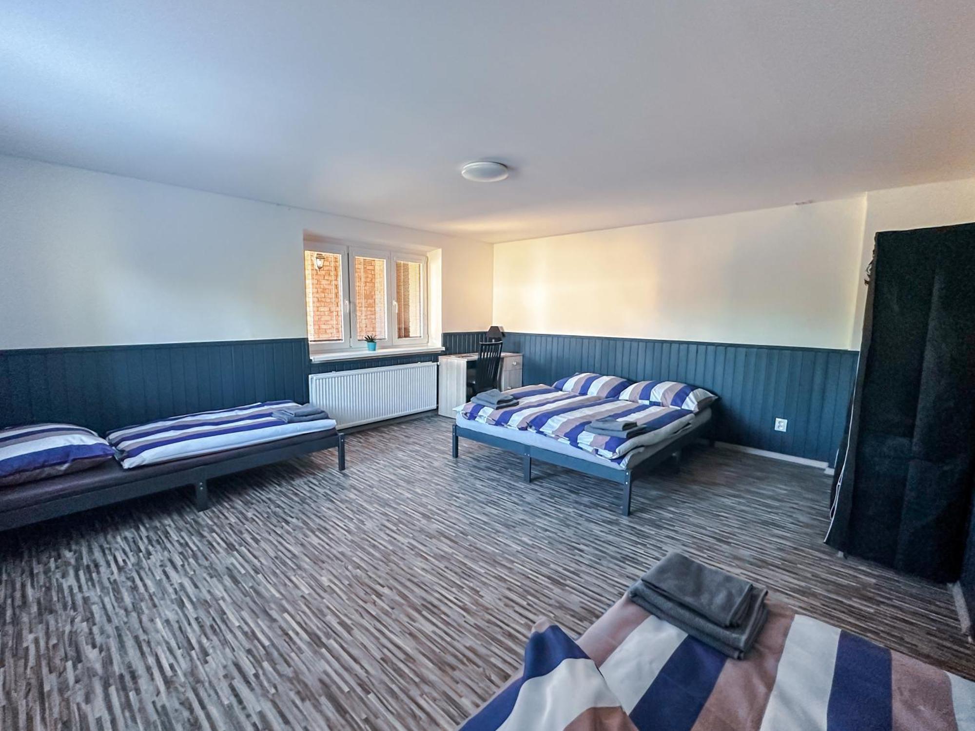 Vesele Apartment *